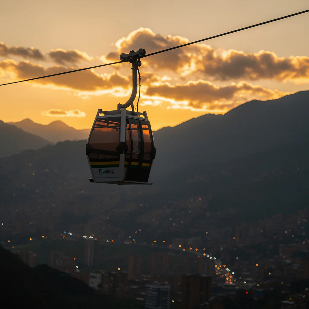 Cruza la ciudad en Metrocable
